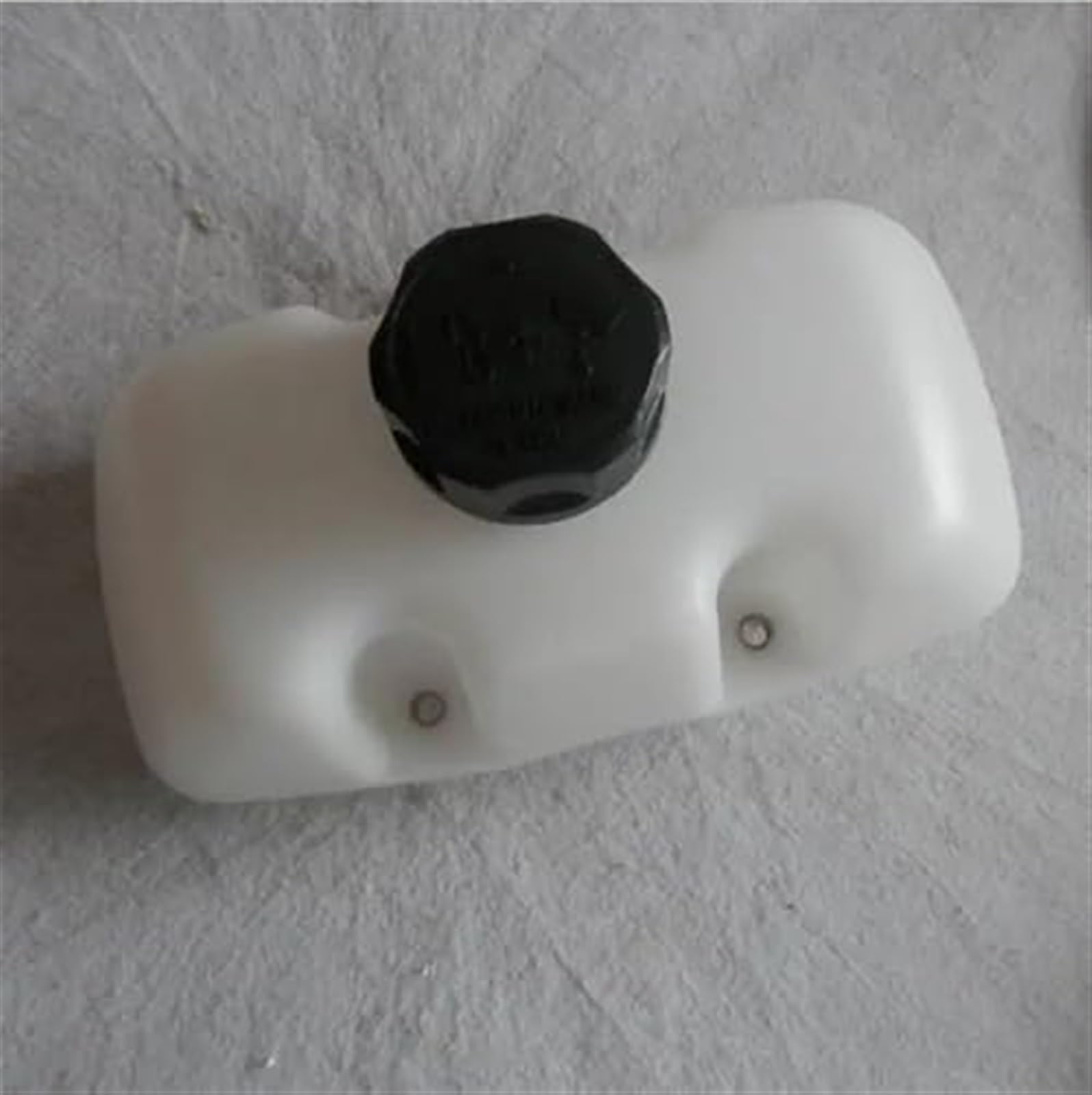 XEBRAD CONJUNTO DE TAPA DE TANQUE DE COMBUSTIBLE G45L, for Zenoah, G35L BC3410 4310, for Husqvarna, 143R 436R 443R DESBROZADORAS DE MOCHILA FLOTADORA Cobertor de combustible para automóviles