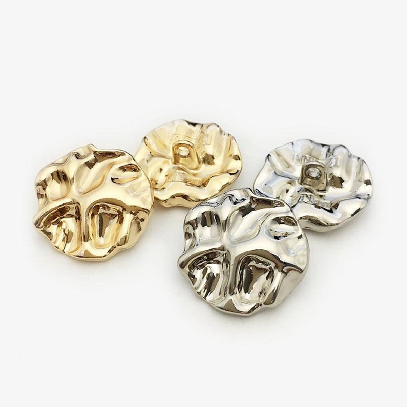 Witte knopen (18, 20 & 23mm) - Seegers Fournituren Witte knopen (18, 20 & 23mm) - Seegers Fournituren