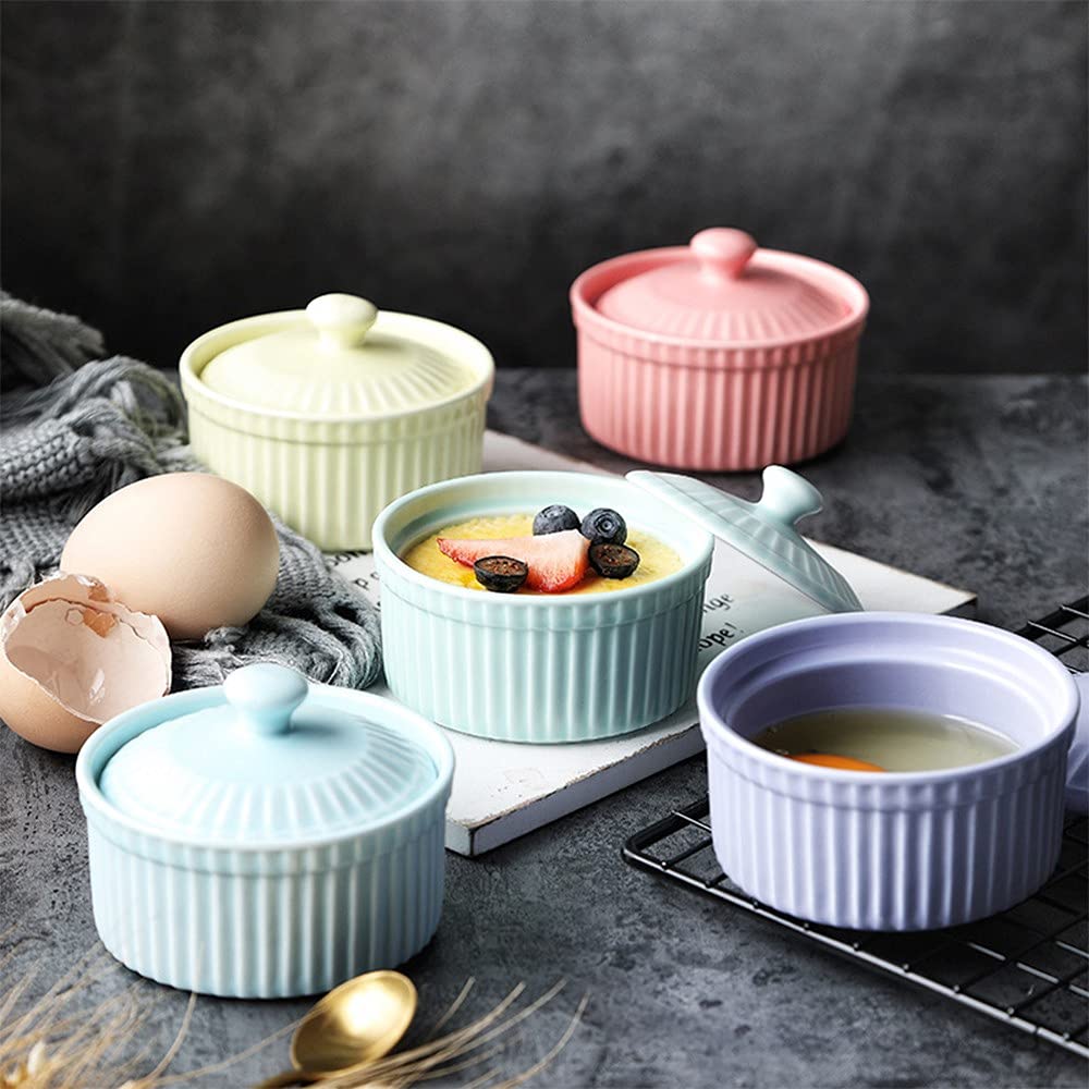 Meltset - Ramequines de 4 onzas con tapas, cuencos de cerámica aptos para horno, platos de porcelana para hornear soufflé, crema brulee, pastel de lava, postres de helado, aperitivos (juego de 5,