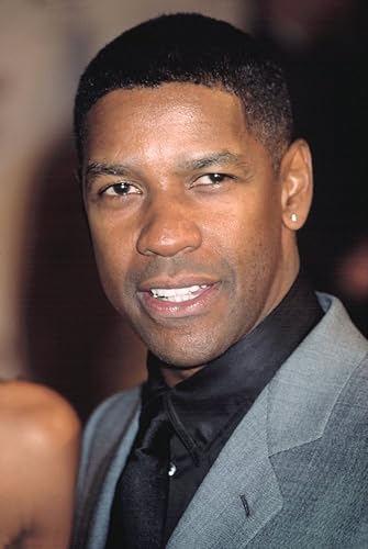 Posterazzi Denzel Washington At The Gq Men Of The Year Awards Ny 10/16/2002 Póster Cj Contino Photo Print, (8 x 10)