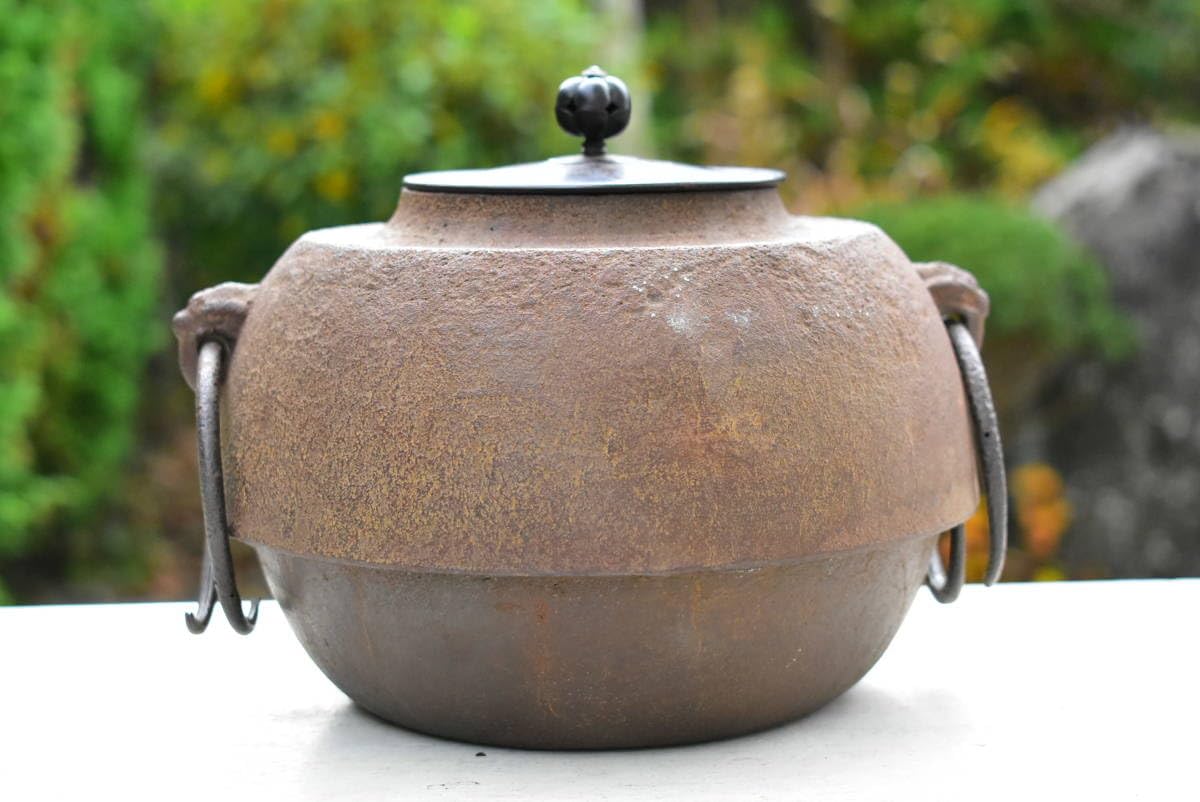 Amazon.co.jp: 山形鋳物師横倉友次郎作鉄釜茶釜湯沸かし鋳物銅蓋茶道具