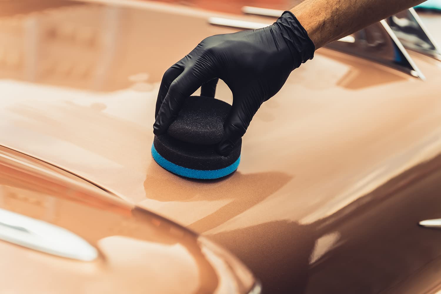 detailmate Meguiars - Kit de cuidado para el coche, cera líquida híbrida de cerámica de 473 ml, gamuza de microfibra azul 550 GSM + esponja de aplicación de cera, sellado para el cuidado del vehículo