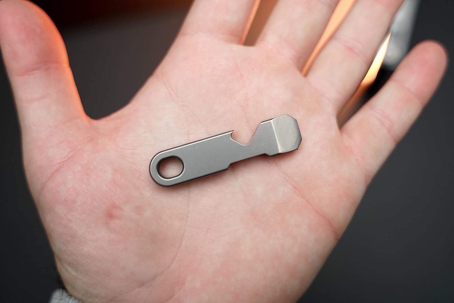 QuickPry Mini Pry Bar Everyday Carry Pry Bar Tool, For Camping, Cleaning, And Simple Everyday Tasks, Keychain Carry Tool Black
