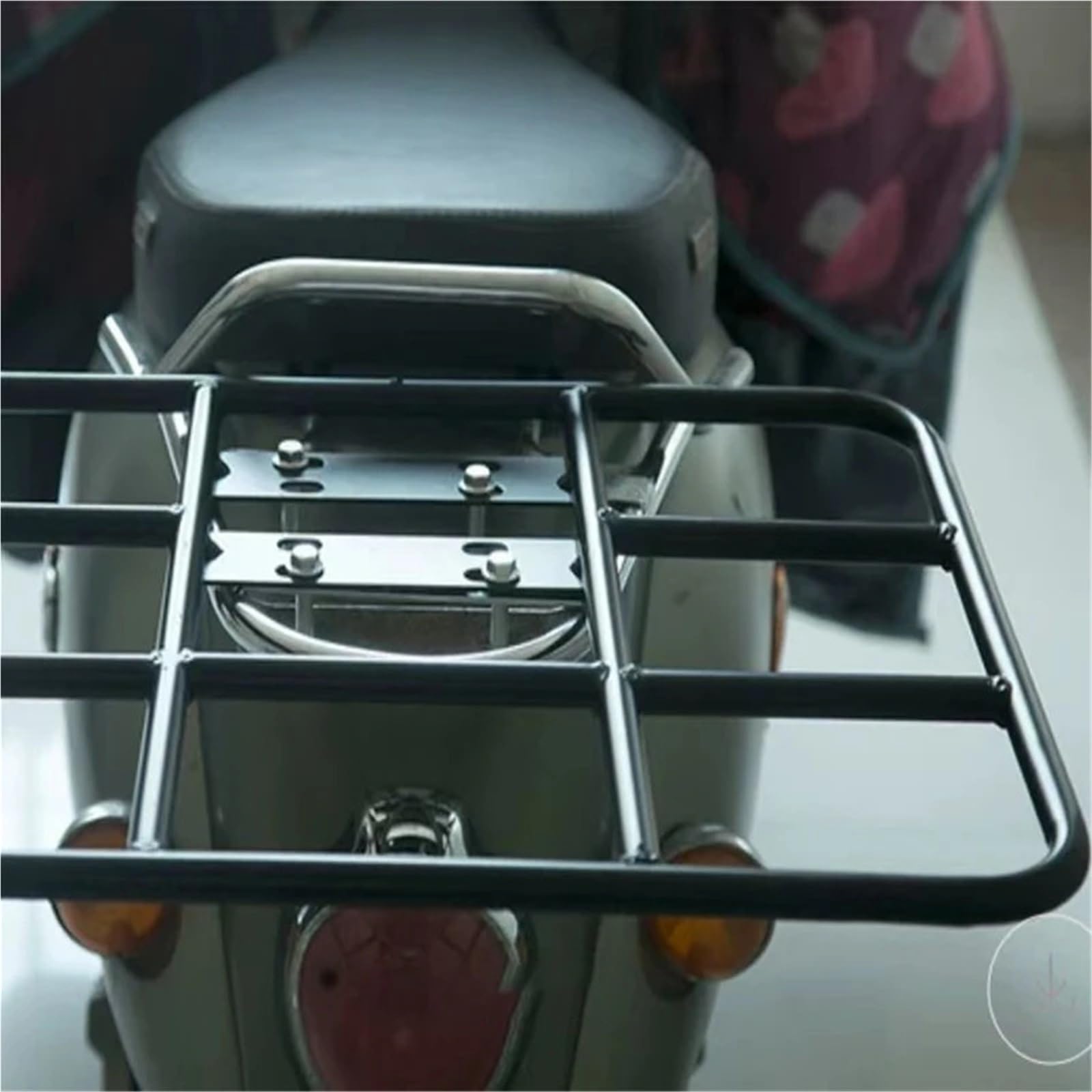 Rower motocyklowy wydłużony i poszerzony przedłużenie tylnej półki tylny bagażnik metalowy wspornik stały motocyklowy Wspornik Bagażnik Tylny Motocykla(53x43 Tablet version)