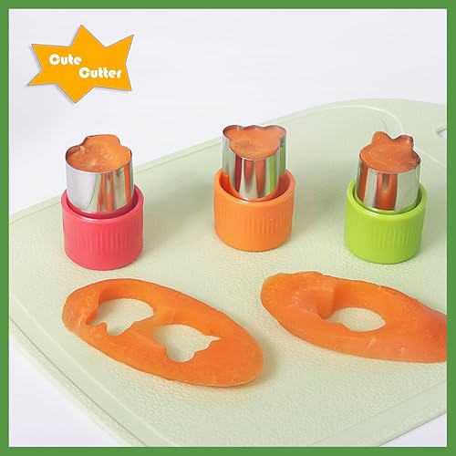 Miniatura 5 de Tellshun Juego de 14 cuchillos de cocina de madera para niños con guantes, tabla de cortar frutas, verduras, cortadores arrugados, bordes dentados,