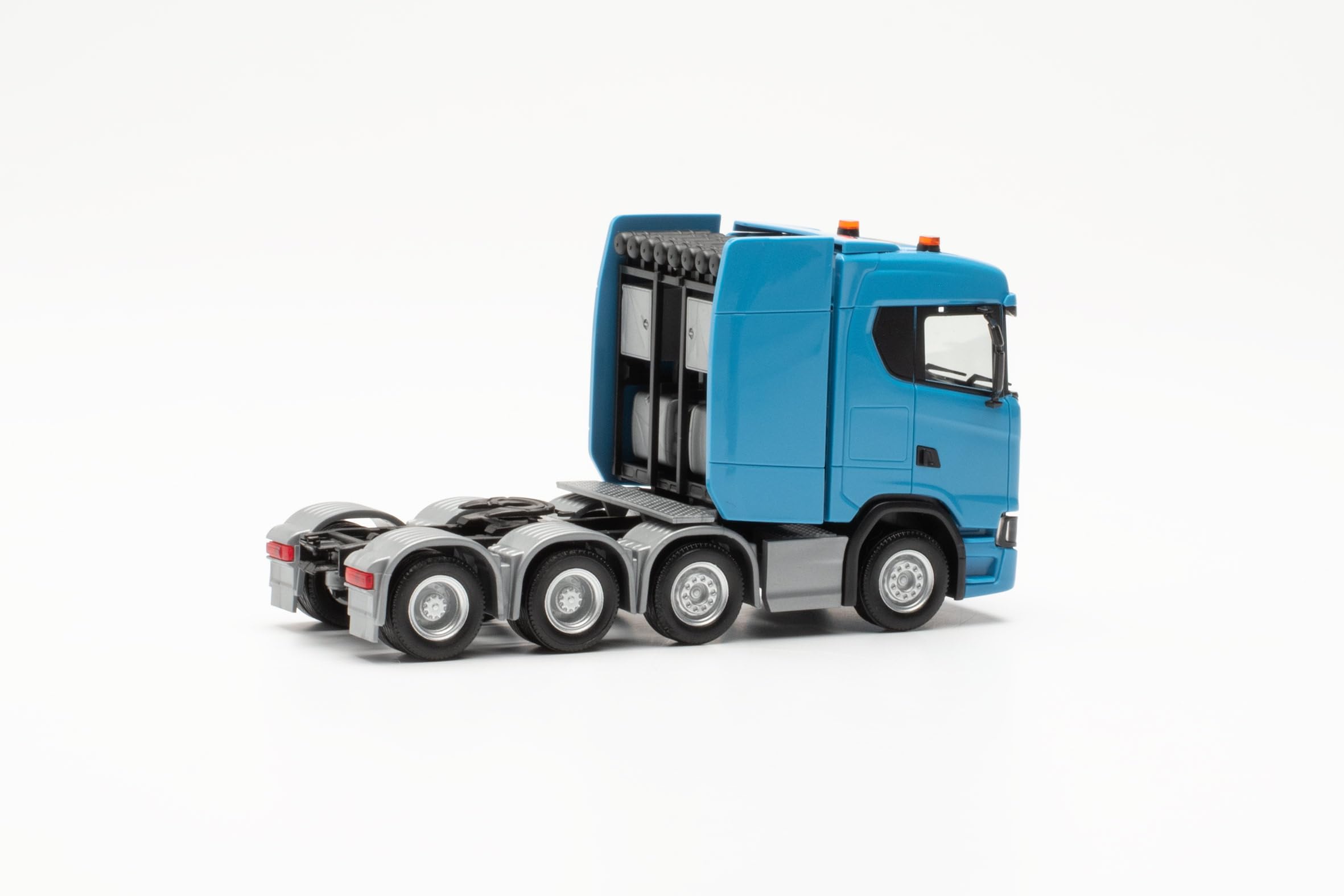 Herpa truck model Scania CS 20 ND heavy-duty tractor unit, on a scale of 1 : 87, plastic miniature, made in Germany - Image 2