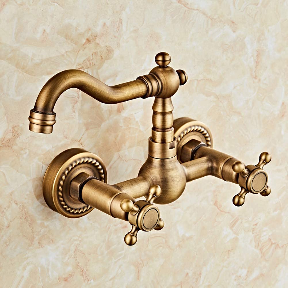 Robinet de cuisine mural au design vintage pour laver vos grands plats