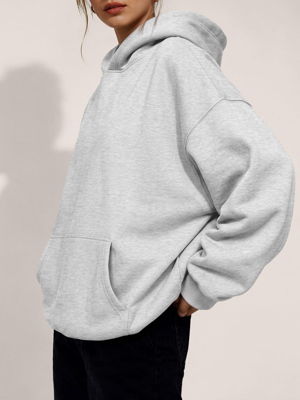 Trendy Queen - Sweat à capuche surdimensionné en polaire à manches longues pour femme - vêtement d’automne et d’hiver