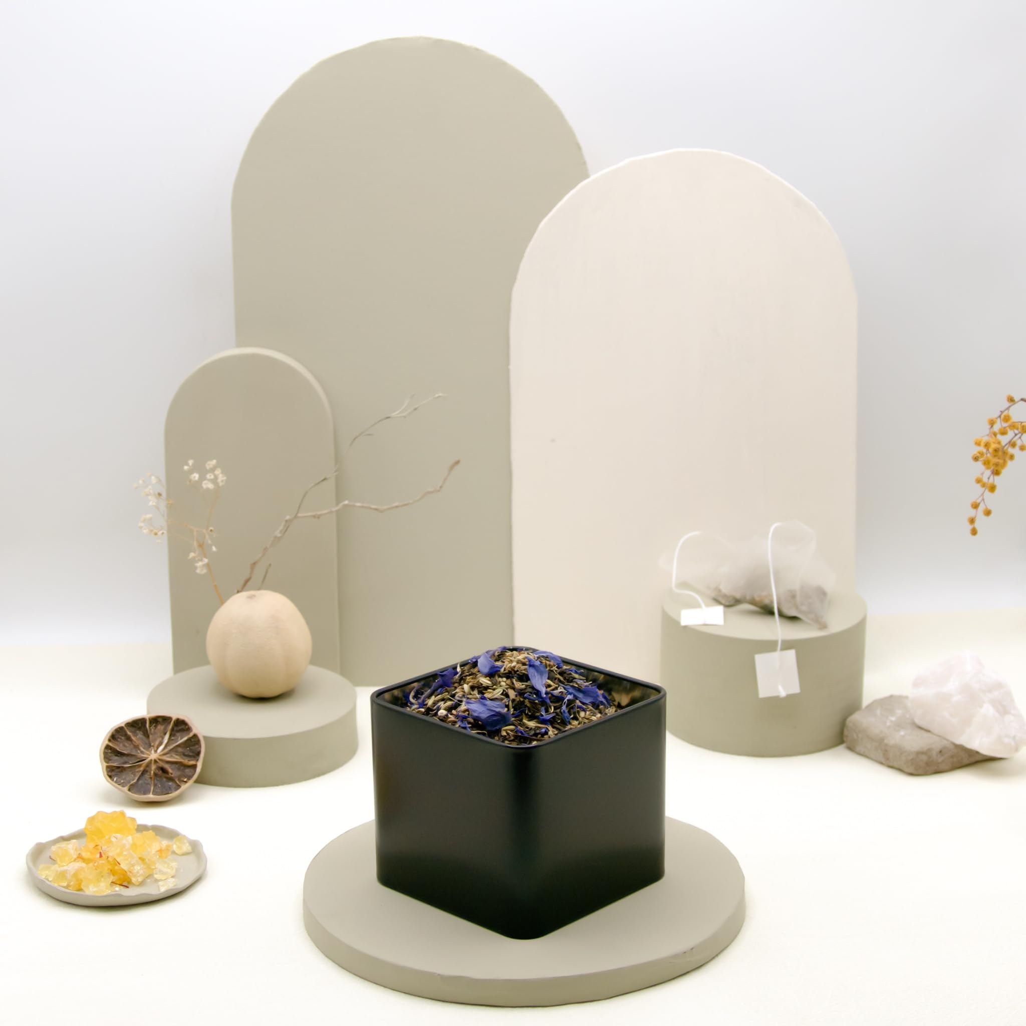 6 x edle eckige Teedose/Vorratsdose, Schwarz Gold, aromadicht aus Metall für je 150g Tee | 9 x 9 x 9 cm (H,B,T) | auch ideal als Gewürzdose (Packung mit 2)