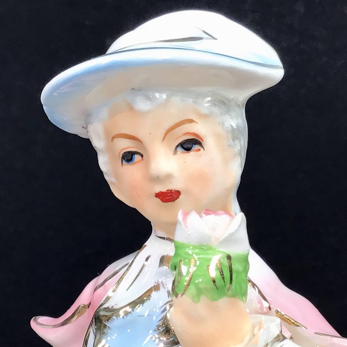 マイセン フィギュリンお花アンティーク置物陶器