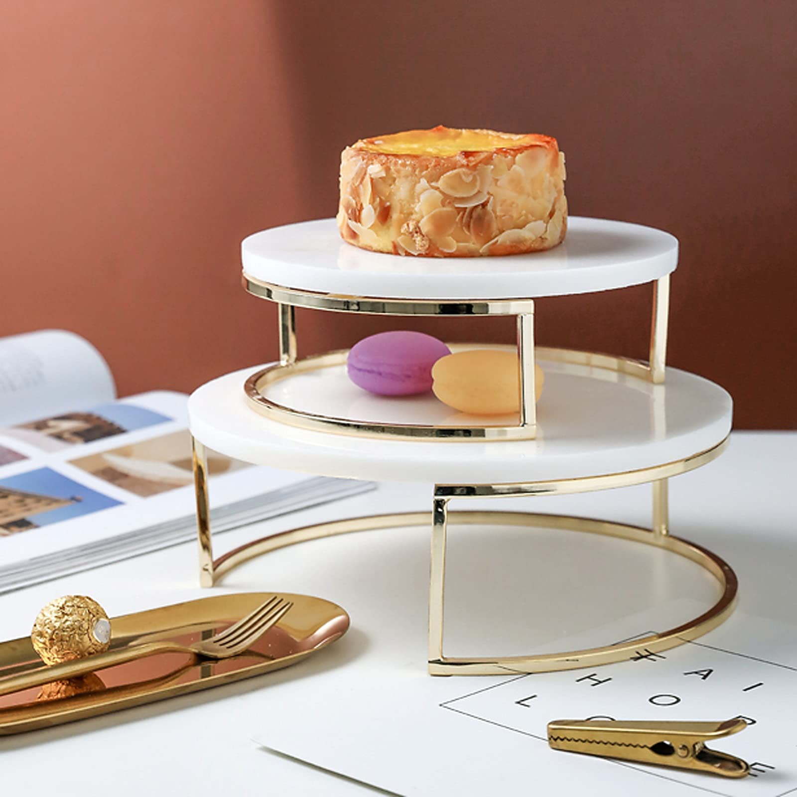 Présentoir à Gâteau Table de dessert de gâteau rond créatif rond de la table de dessert de marbre avec une base de mariée métallique gâteau à gâteau de pâtisserie (blanc / gris) Stand de Gâteaux