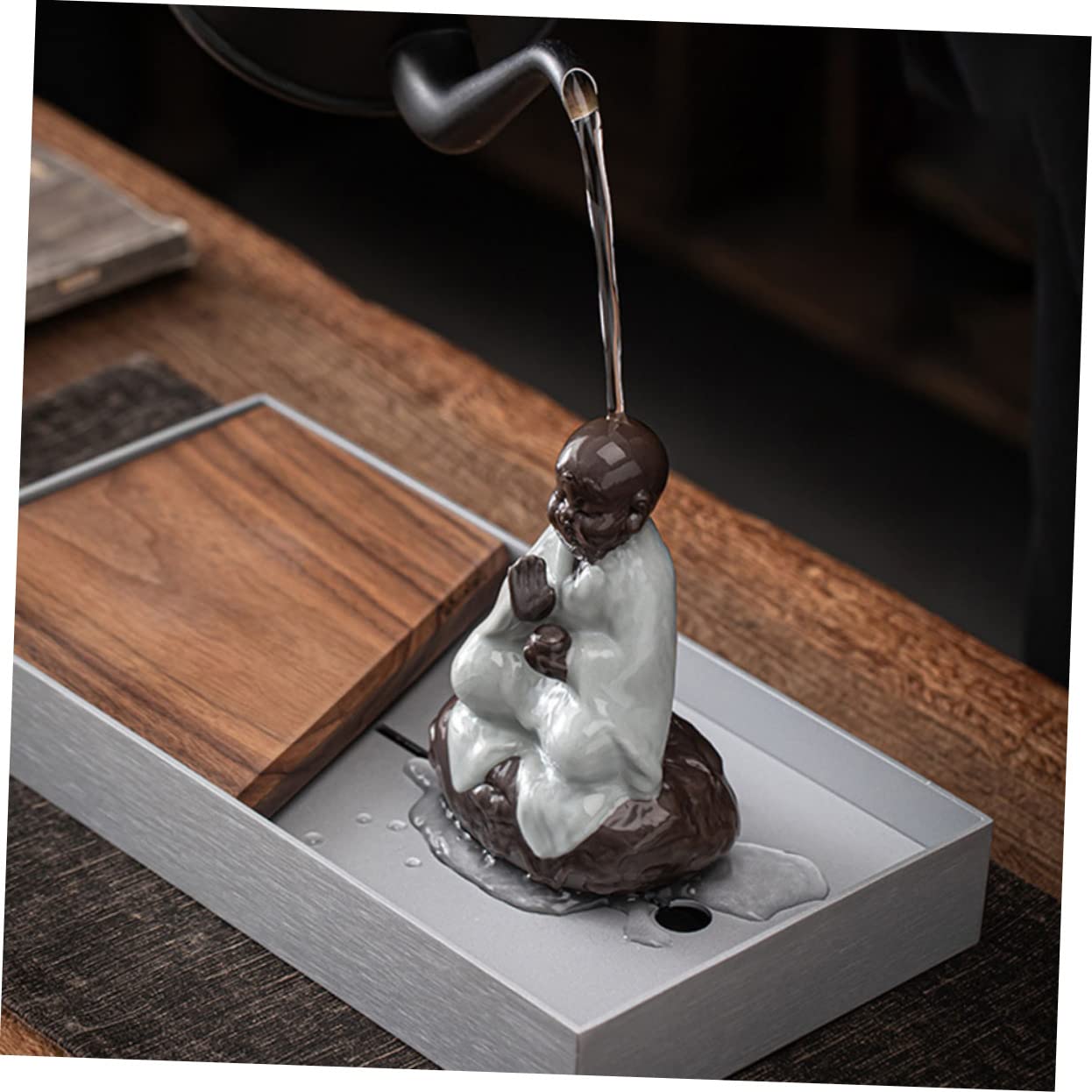 Alipis Mönchsstatue Teefilter Keramik Tee Ei Teezubehör für Losen Tee Schreibtischdekoration Langlebig und Fein