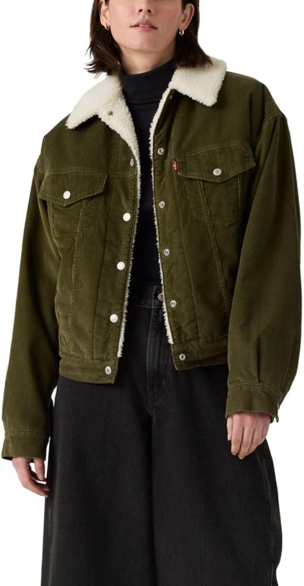 Levi's Women's 90s Sherpa Trucker Jacket (Standard and Plus)