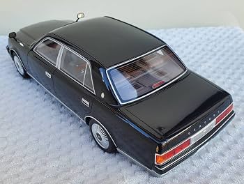 希少品 SAMURAI 1/18 京商 外箱あり トヨタ センチュリー ブラック