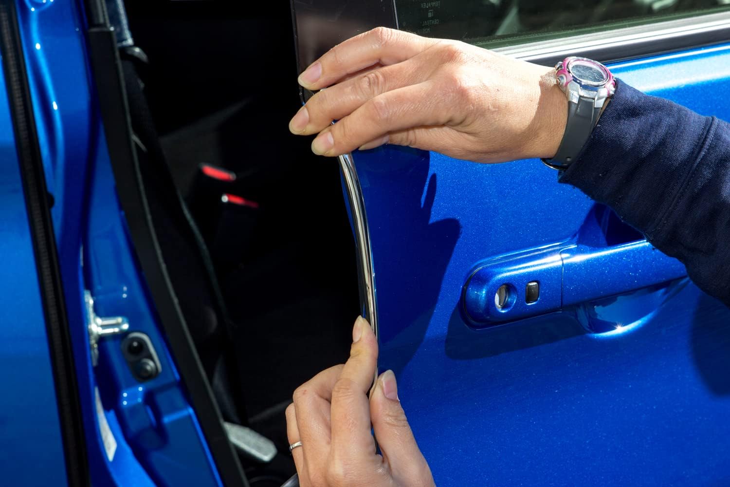 Create X326 U-Shaped Vehicle Door Molding, Width 0.4 inches (10 mm), Total Length 19.7 ft (6 m), Chrome