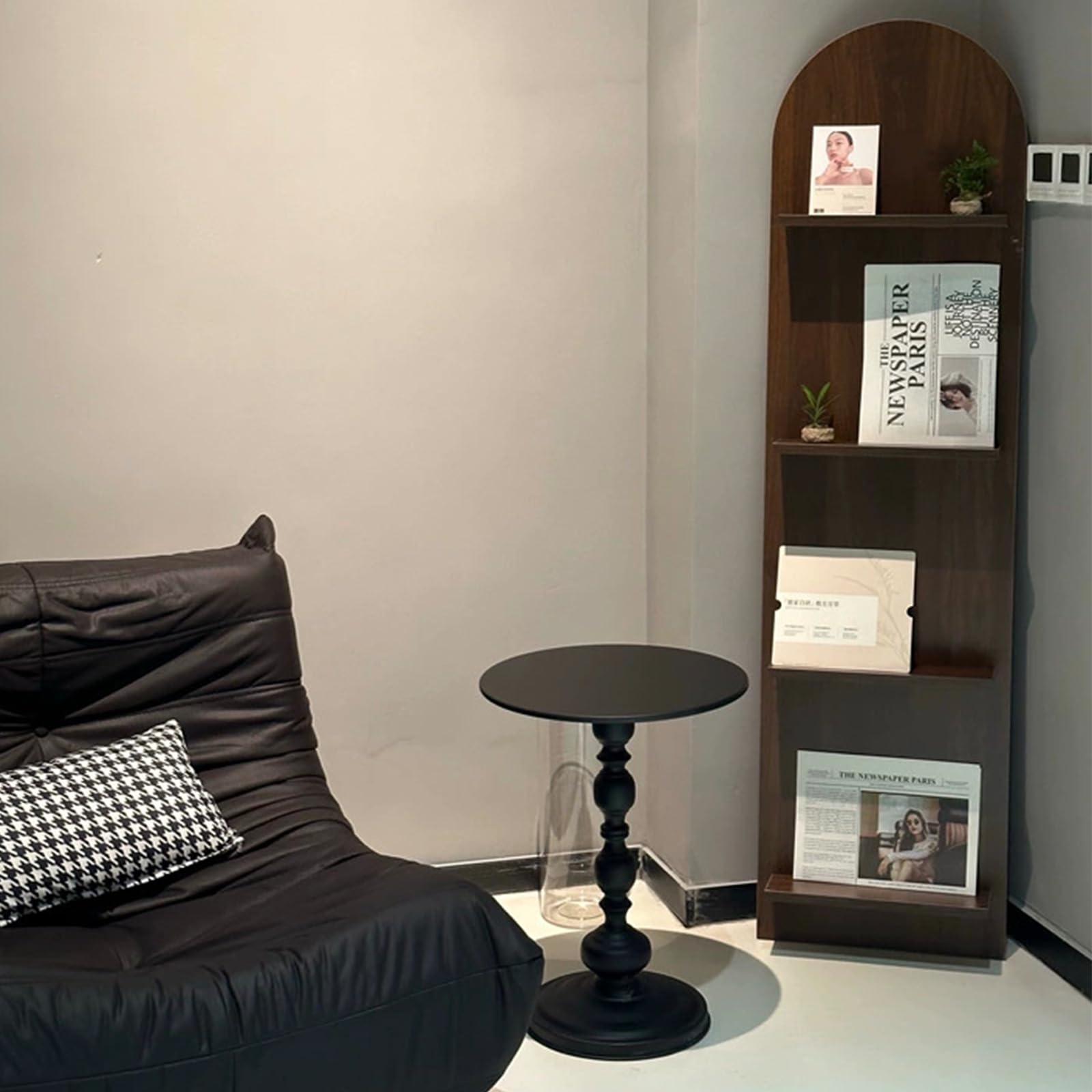 JSWHYBD Boden-Zeitschriftenständer, 4-stufiger Holz-Prospektständer, Freistehendes Regal Einfacher Stil für Zuhause Ausstellung Büro, 58x180 cm Black