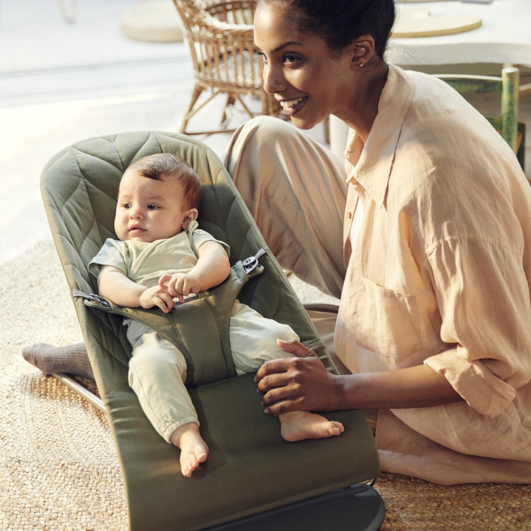 BabyBjörn Transat Bliss, Tissé, matelassage Pétale, Vert foncé