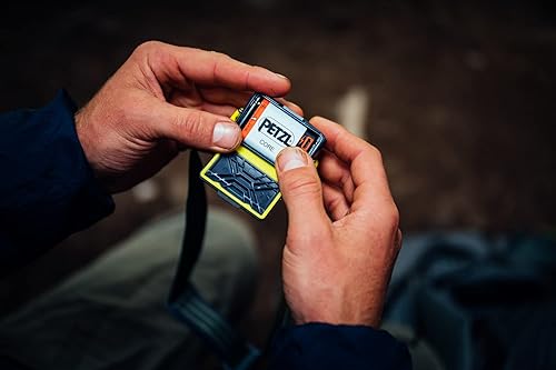 Miniatura 7 de PETZL Tikka - Linterna frontal compacta de 350 lúmenes con iluminación roja, para senderismo, escalada, correr y acampar, color gris