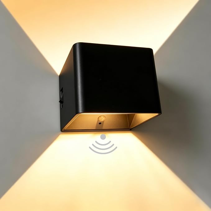 Lynndta Indoor Wall Light with Motion Sensor, Schwarz, 2700K