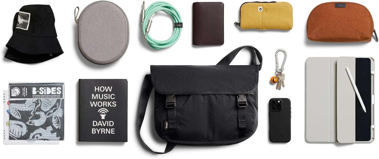 Bellroy Cinch Messenger (12 liter lightweight shoulder bag, water-resistant fabric, effortless organization) - Black - Image 7