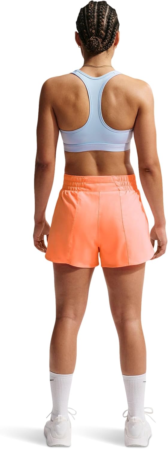 Nike Women's Swoosh Sports Bra (Medium Support)