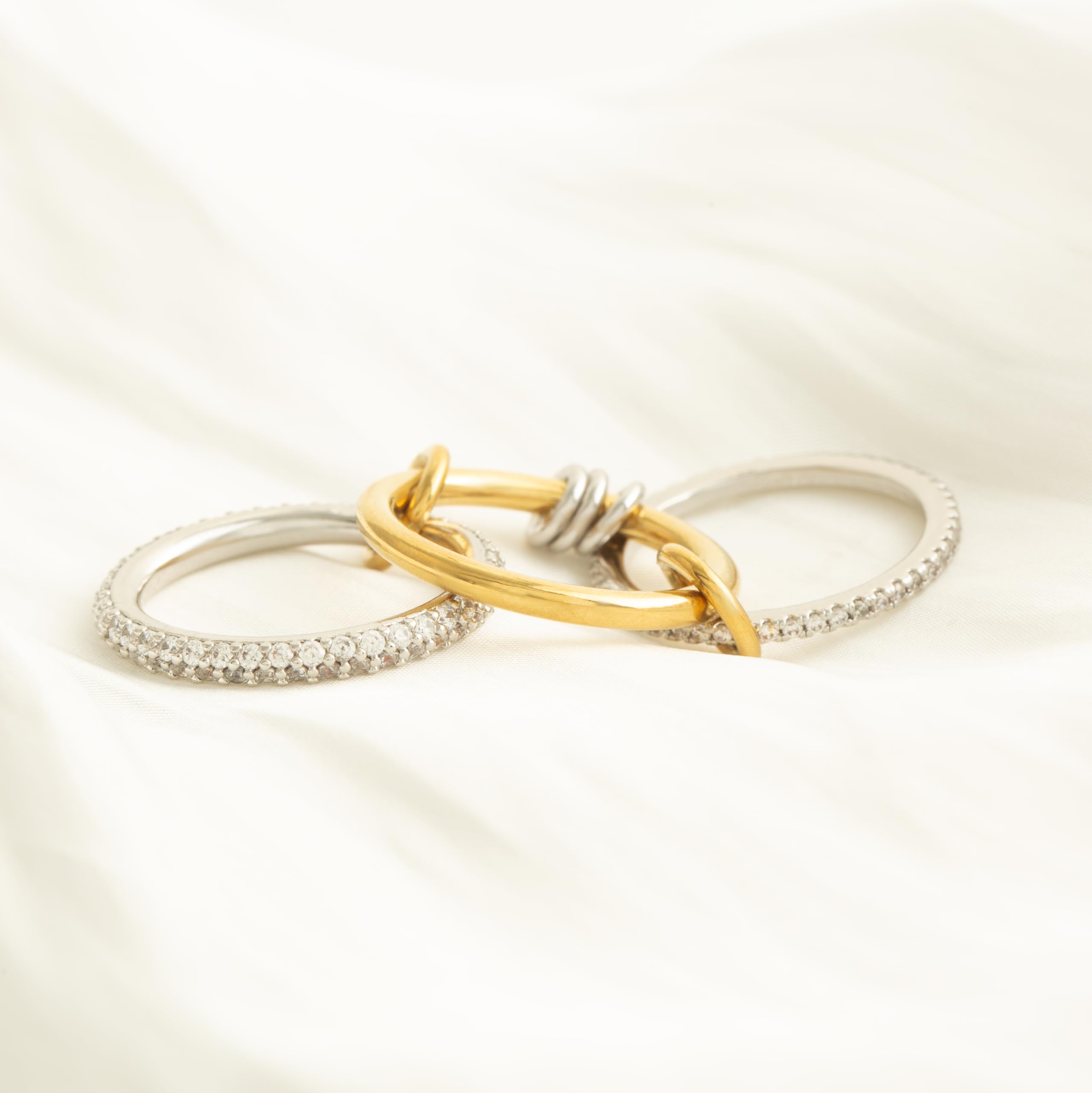 Nivorra Anillos apilables de oro para mujer, chapados en oro de 14 quilates, anillos de circonita cúbica, multianillo de oro plateado entrelazado de metales mixtos, no se deslustra, 10, Circonia 5