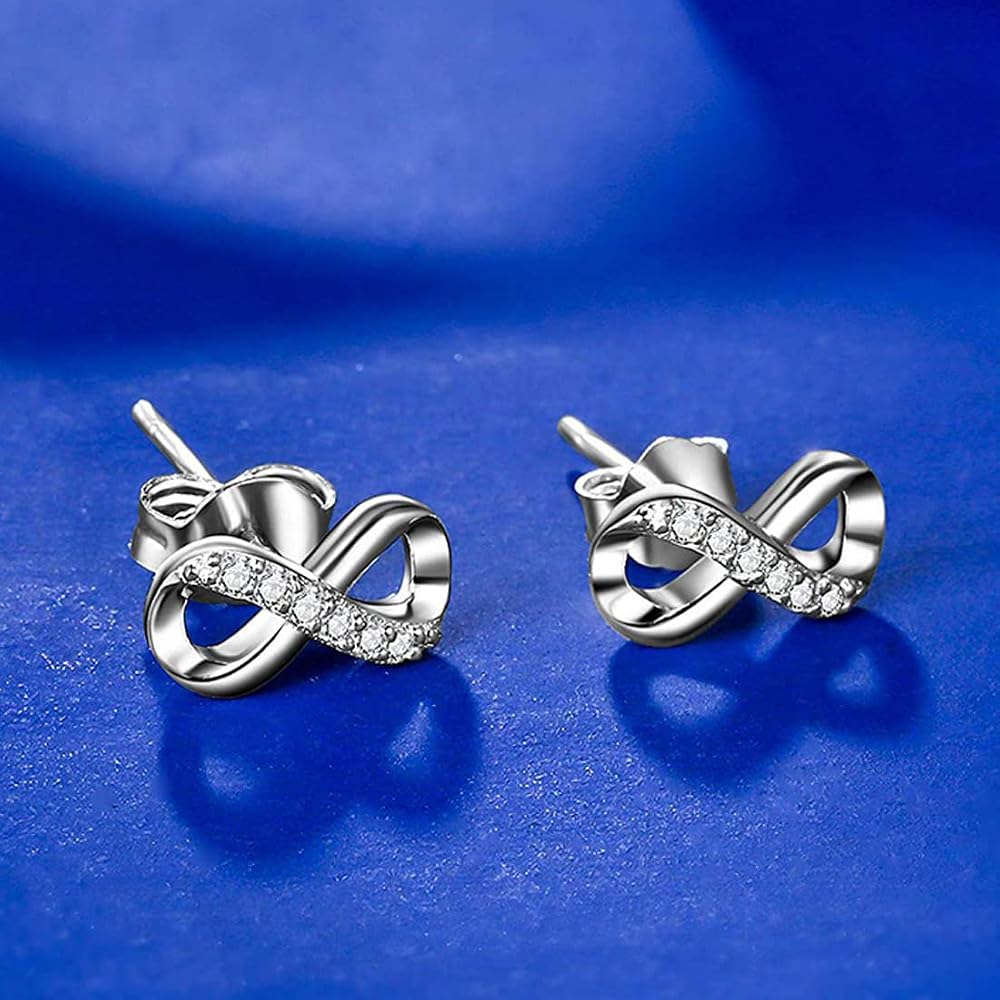 Set di gioielli in argento sterling con cuore infinito / collana e borchie - Italia