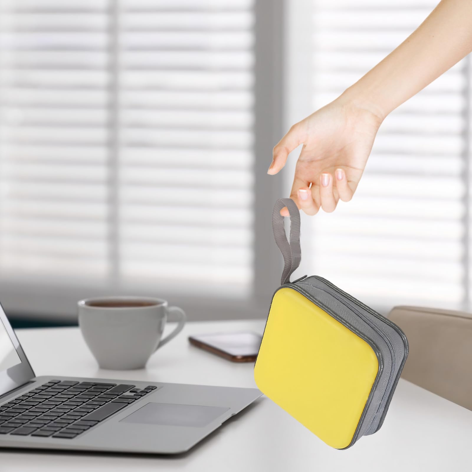 Porta CD portatile con cerniera, per 48 CD e DVD, per auto, casa, viaggi (giallo)