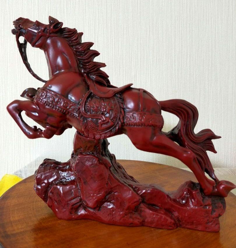 木彫り 馬 馬 黒檀木彫り馬の実木置物 十二支馬の工芸品 リビング