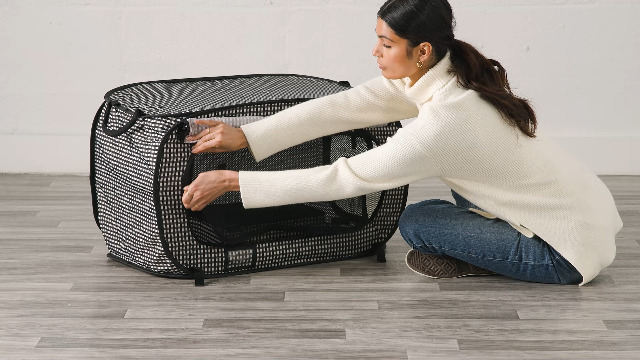 Amazon.com: Necoichi Stress-Free Enclosure Cat Travel Carrier Cage