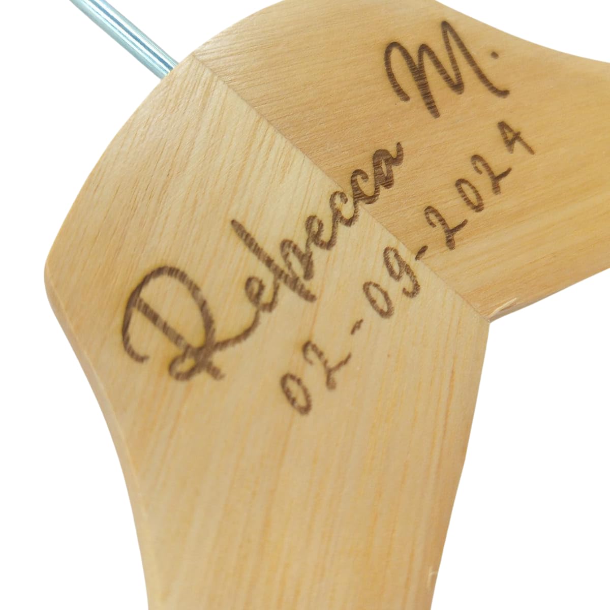 Gruccia Appendiabiti in Legno Personalizzata per Matrimoni | Disponibile in Legno Naturale, Bianco e Nero | wedding hanger - larghezza 43cm