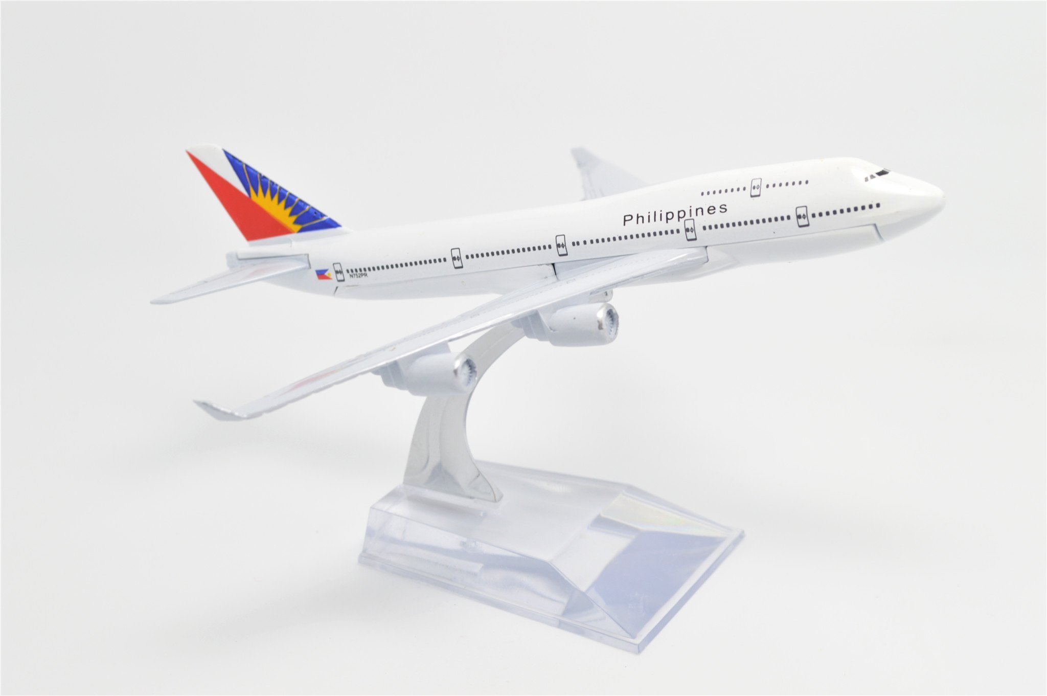 非売品フィリピン航空F-WZNA AIRPLANE MODEL Amazon | TANG DYNASTY 1/400 16cm フィリピン航空 Philippine