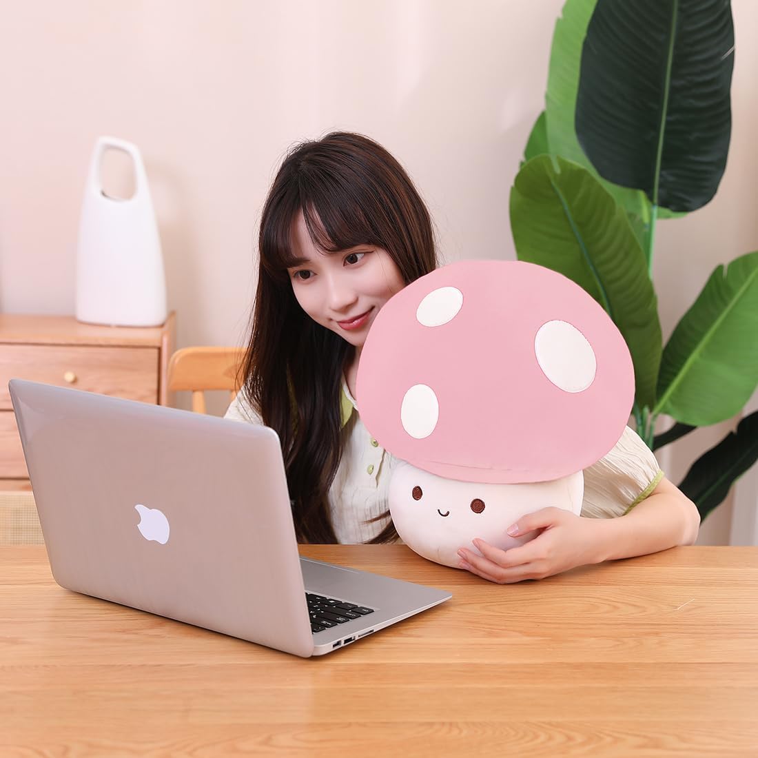 Kawaii Plush Mushroom Toy Pillow, Cute Plushies Mushroom Doll Gift for Kids