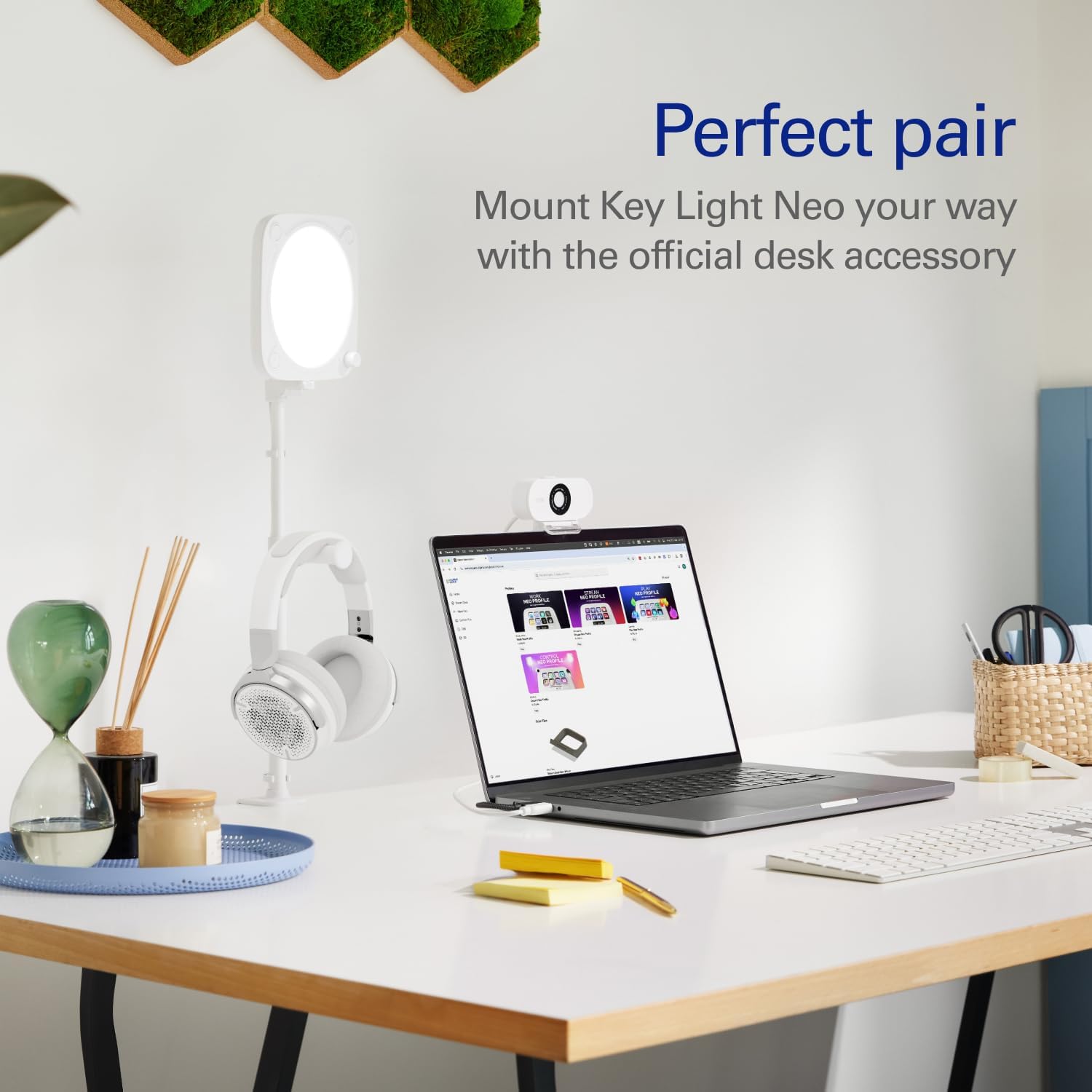 Elgato Neo Mount – Desk Clamp for Lights, Webcams, and Compact Cameras, Edge-Mounted, Adjustable Height & Tilt, Headset Holder, Clean White – Supports up to 1.1 lb (0.5 kg)