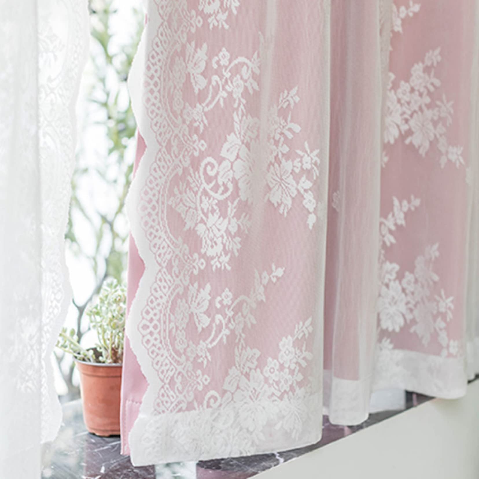 両開き　間仕切りカーテン　フリル　フラワー　淡い花柄 両開き間仕切りカーテンフリルフラワー淡い花柄