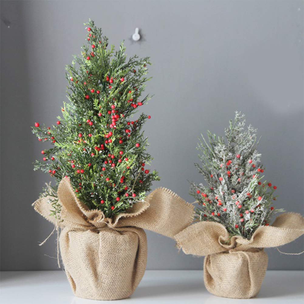 Árbol de Navidad pequeño de ciprés artificial con nieve y frutas rojas para mesa 3
