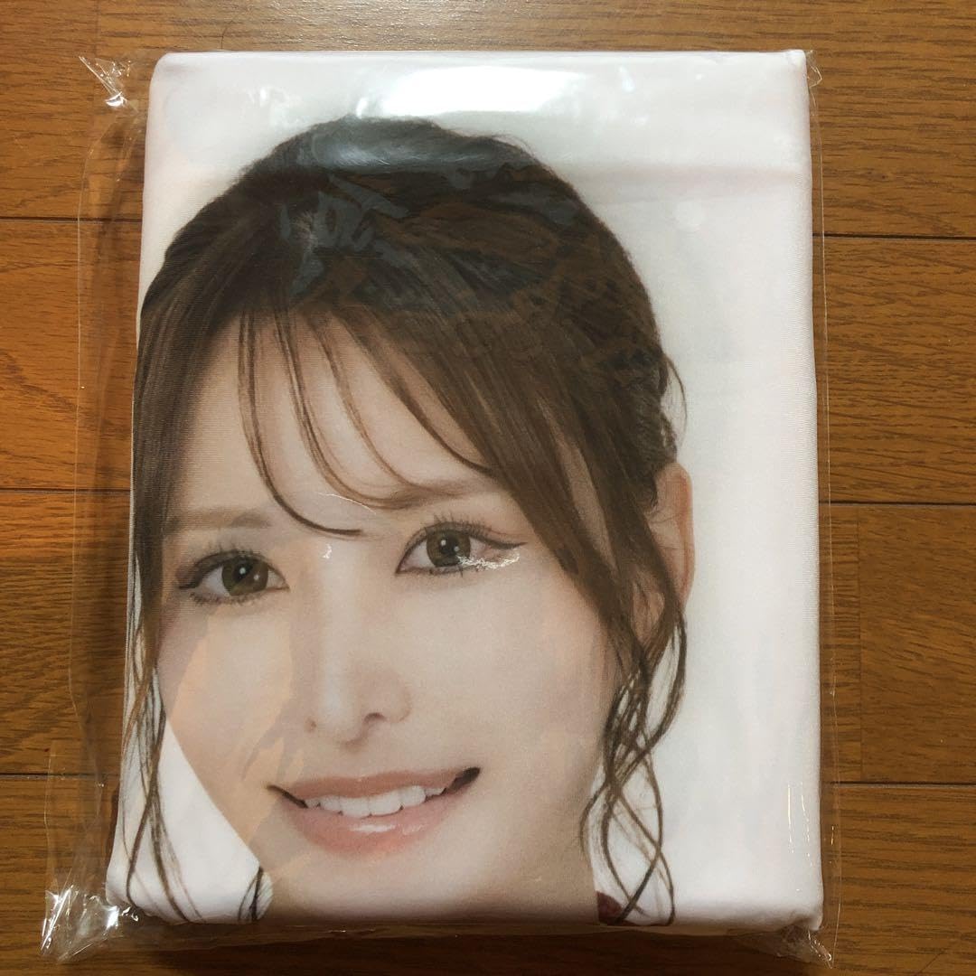 伊藤舞雪抱き枕カバーFANZA オンラインくじ