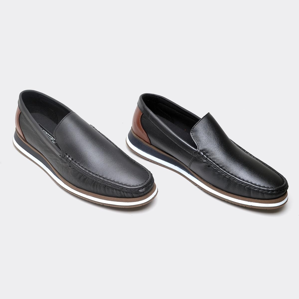 Mocassim Masculino de Couro Marrom com Sola Antiderrapante e Forro Macio em promoção! Veja a oferta e mais achadinhos de Sapatos 6 Hoje é o melhor dia para comprar Mocassim Masculino de Couro Marrom com Sola Antiderrapante e Forro Macio com aquele preço maroto! Promoção! Aproveite a oferta! 6