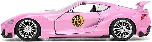 Miniatura 3 de Mighty Morphin Power Rangers 1:32 Toyota FT-1 Concept - Auto fundido a presión con figura de Ranger rosa de 1.65 pulgadas, juguetes para niños y