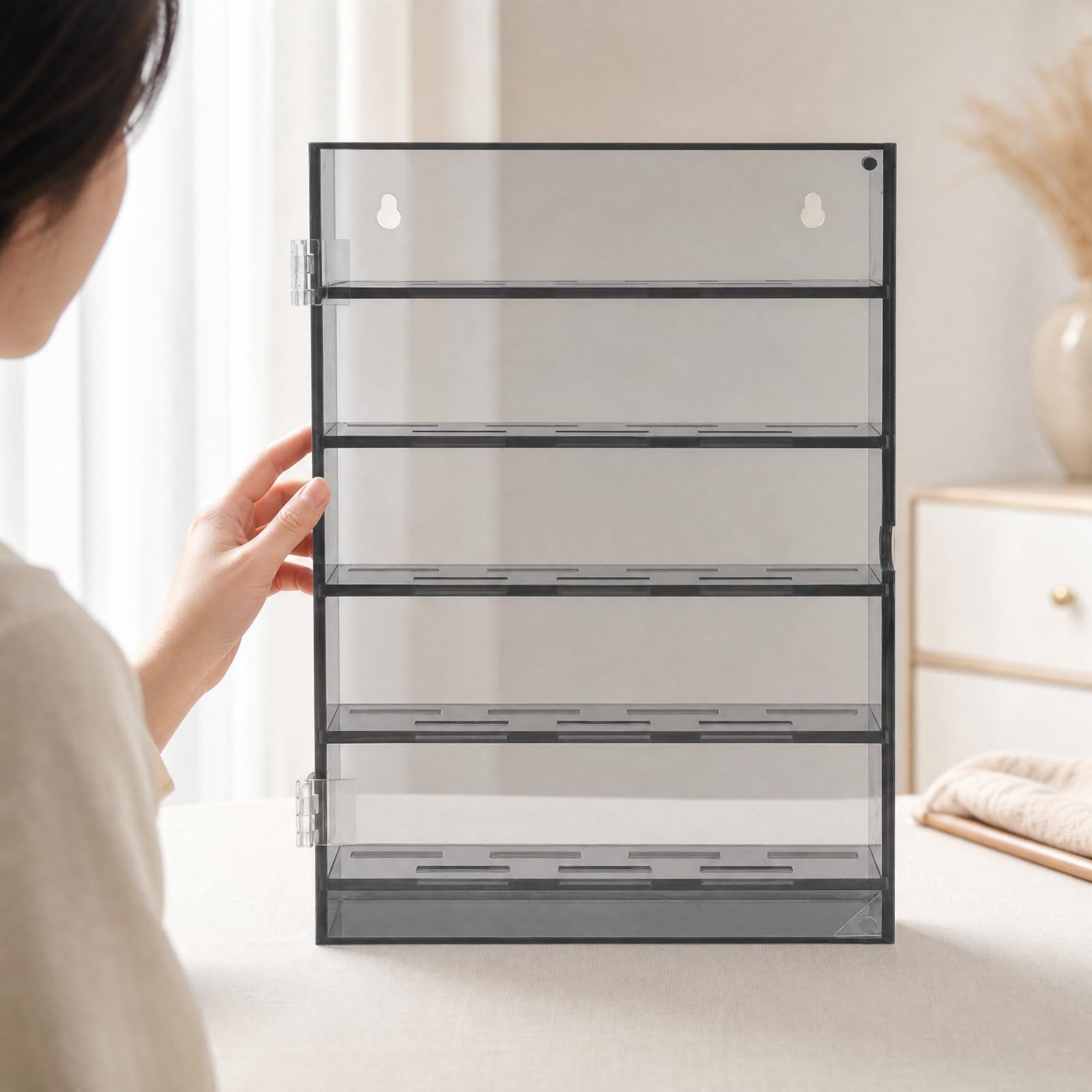 Almencla Transparenter Münzpräsentationsbehälter Wandvitrine mit Sichtfenster Und Magnetschloss zur Aufbewahrung von Medaillen Plaketten Ehrenzeichen für Präsentation Galerie Büro, Klargrau