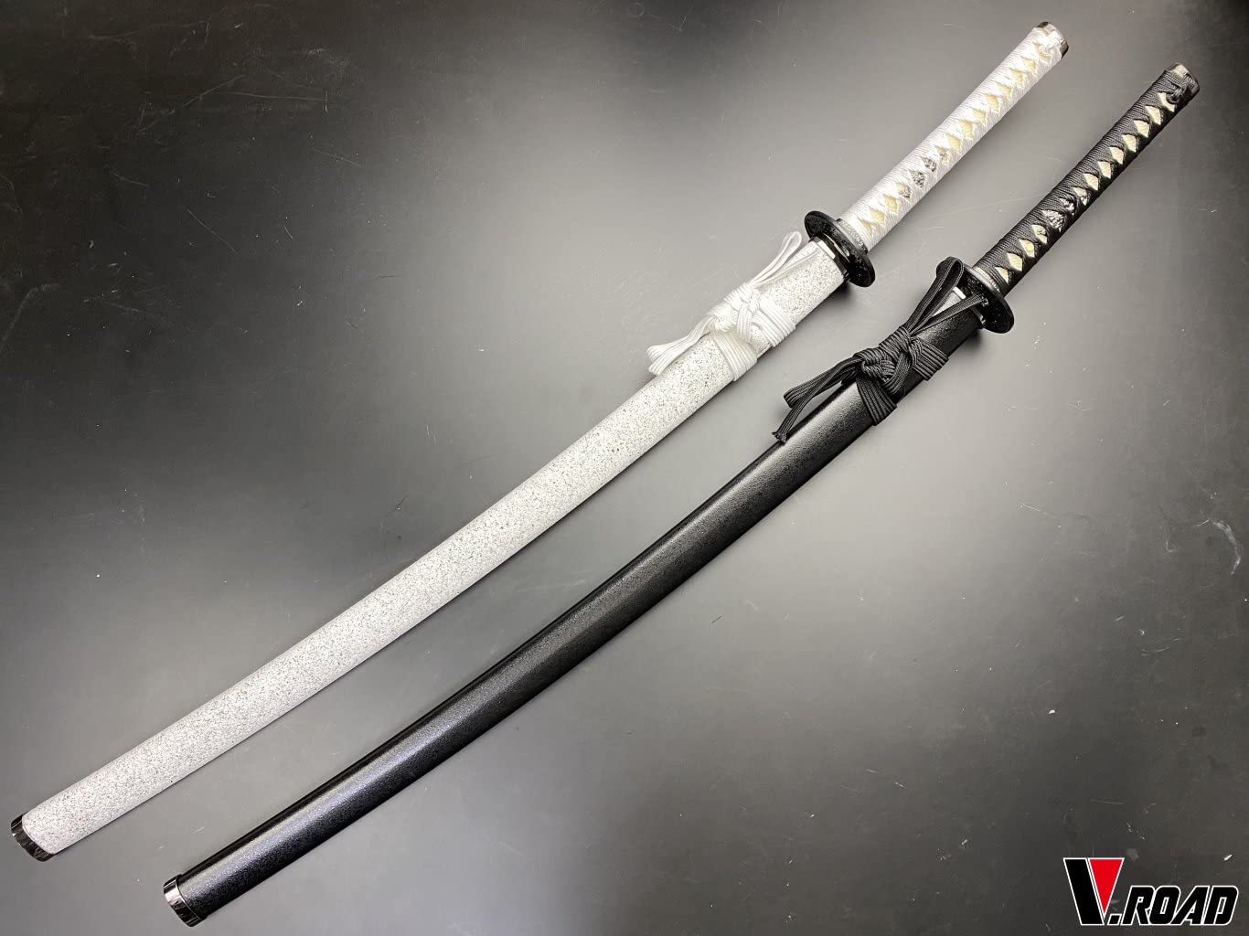 Amazon.co.jp: 模造刀 黒石目大刀 黒銀 並刀身 V.ROADオリジナル模造刀