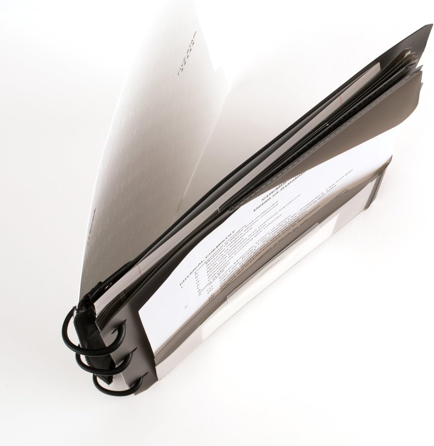 Five Star Flex Refillable Notebook + Study App, College Ruled Paper and 1-1/2 Inch TechLock Ring Binder with Pockets, Tabs and Dividers, 300 Sheet Capacity, White (29324AE2) image 4