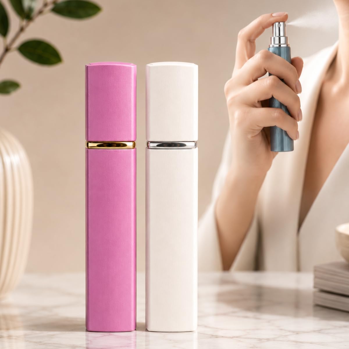 Kit 2 Frascos Porta Perfume Para Viagem Recarregável 12ml – Portátil Com Bico Spray Bolso Mini Atomizador Para Bolsa Necessaire Compacto Leve Super Prático — Qualidade Premium Kit 2 Frascos Porta Perfume Para Viagem Recarregável 12ml – Portátil Com Bico Spray Bolso Mini Atomizador Para Bolsa Necessaire Compacto Leve Super Prático — Qualidade Premium