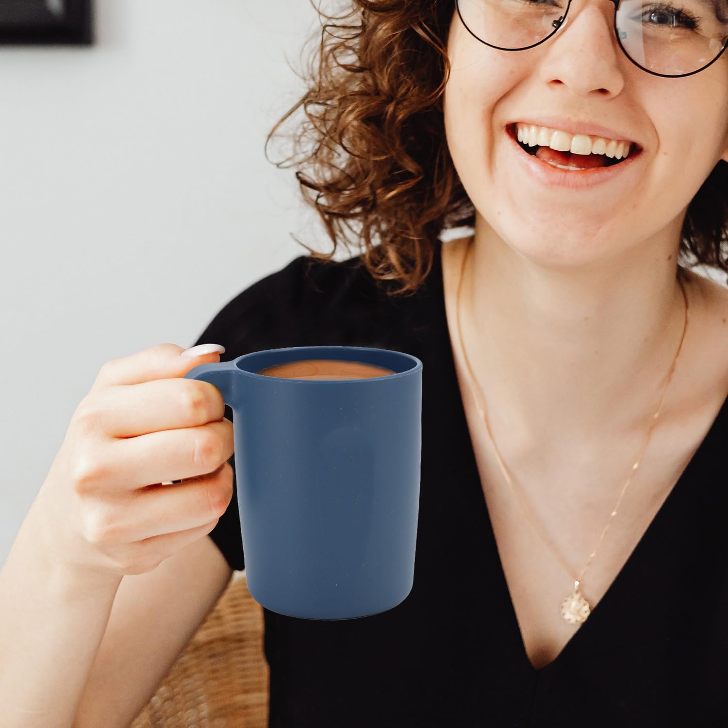 Wrova 16oz Wheat Straw Cups with handles set of 6-Plastic Cups Reusable-Unbreakable Kids Mugs-Dishwasher Safe & Microwave Safe-Ideal Plastic Mugs for Tea,Coffee,Camping,RV-Navy Blue - Image 7