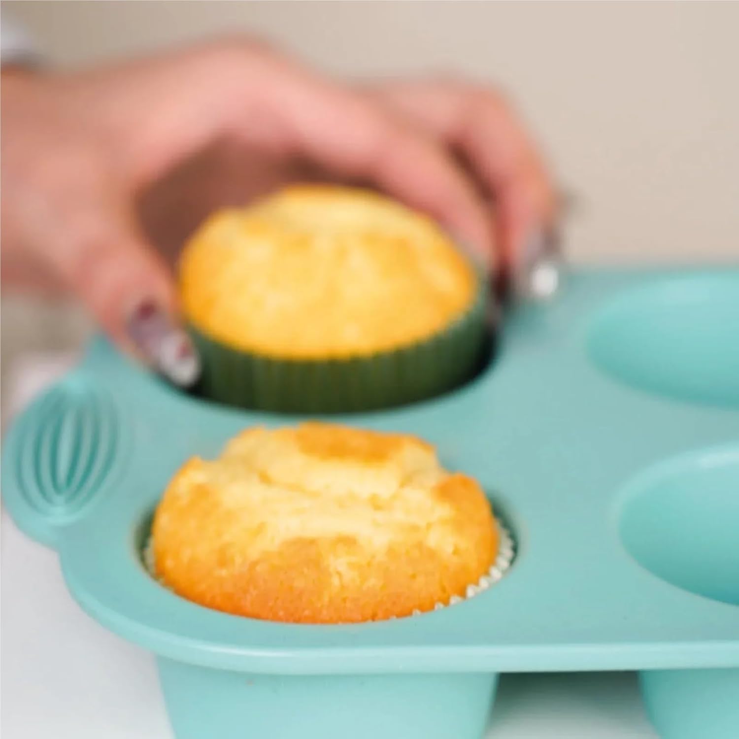 Cup Cake Pans For Baking 3pcs Muffin Pan 6 Cup Silicone Muffin Pan 6-Cavity Baking Tray Non-Stick Muffins Cake Mold Temperature Resistant Cupcake Biscuit Baking Tools(Gray)
