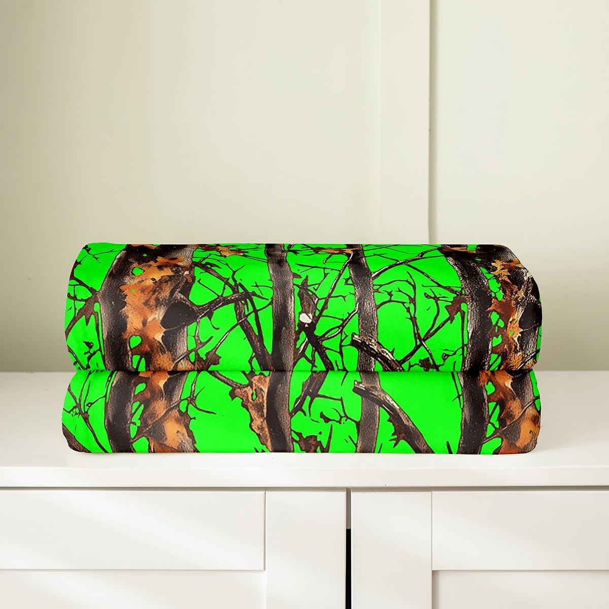 Erosebridal Green Camo Fleece Blanket for Kids Teens Adults,Hunting Camouflage Throw Blanket Queen 90x90 Inch Sofa Bed Decor,Rustic Farmhouse Cabin Bed Blanket Woodland Branches Flannel Blanket