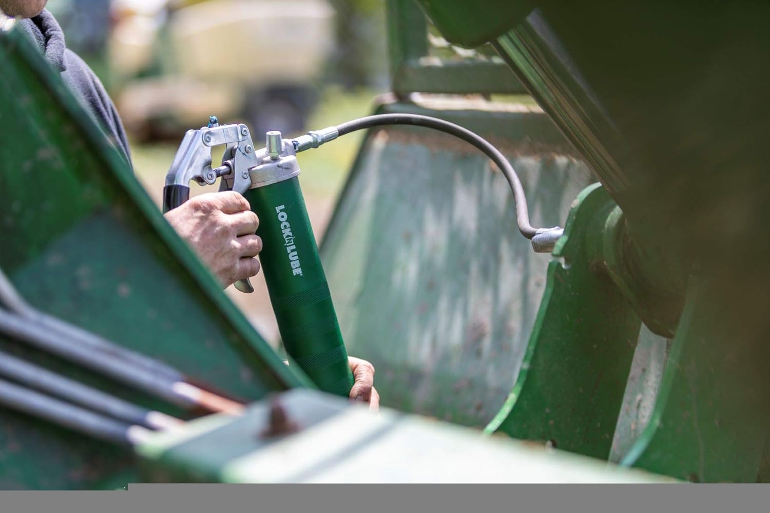 LockNLube Pistol-grip Grease Gun : Automotive