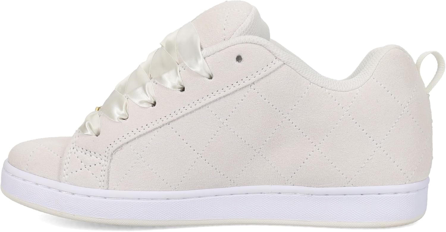 DC Women's Court Graffik SE Skate Shoe