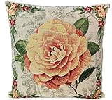 Aufgrund der Materialzusammensetzung behält die gewebte Sofakissenhülle auch nach dem Waschen Form und Farbe. Der einzigartige Charakter wird durch die stimmigen Farben sowie das rustikal – elegante Aussehen geprägt. Der Gobelinstoff wird in Europa hergestellt, ist straff und sauber gewebt u. entspricht einem sehr hohen Niveau. Er kann nicht mit den preiswerten fernöstlichen Jacquard-Gobelinkissen verglichen werden.