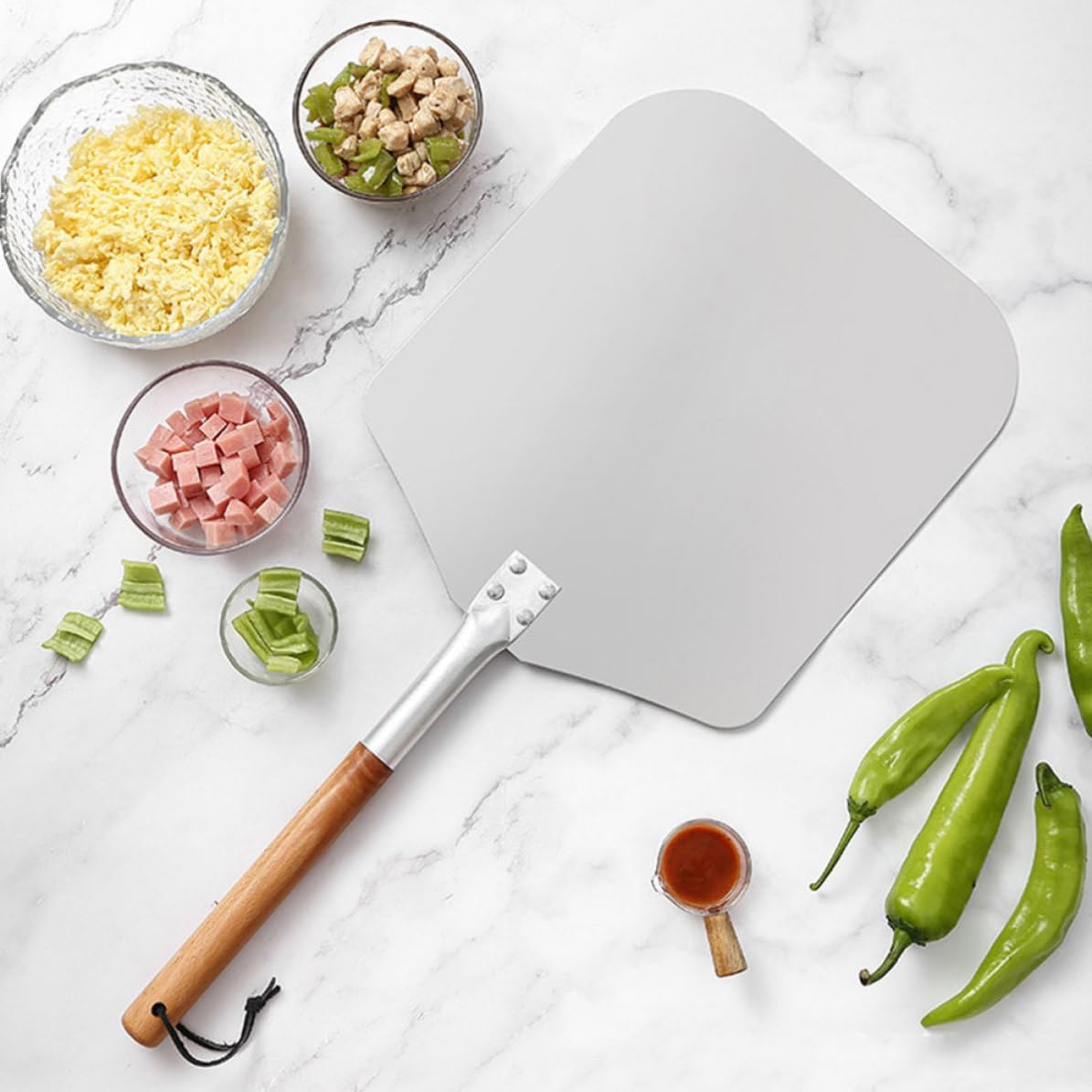 Aluminum Pizza Peel with Wooden Handle for Restaurant Baking